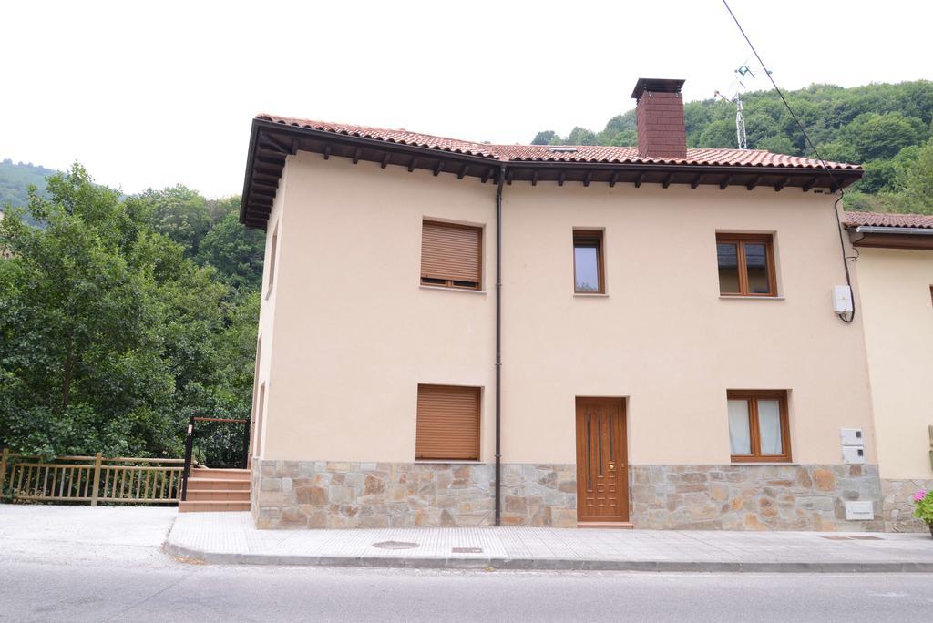 Apartamentos El Rincon De Limes Cangas De Narcea Δωμάτιο φωτογραφία